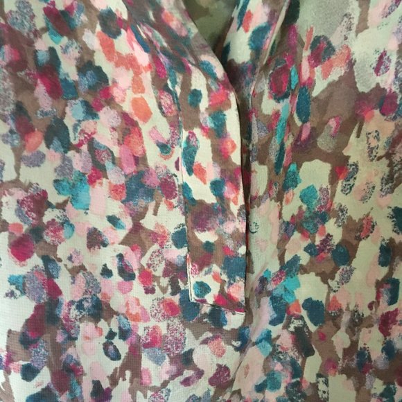 Blouse V-neck, short sleeve 1X - Picture 10 of 10